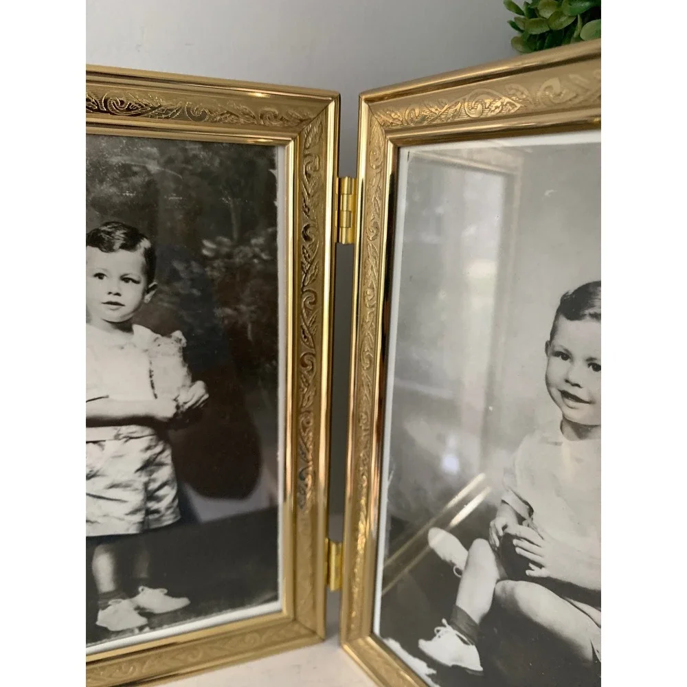 Vintage Louis Michel Co Solid Brass Double Folding 5x7 Picture Frame Gold Etched